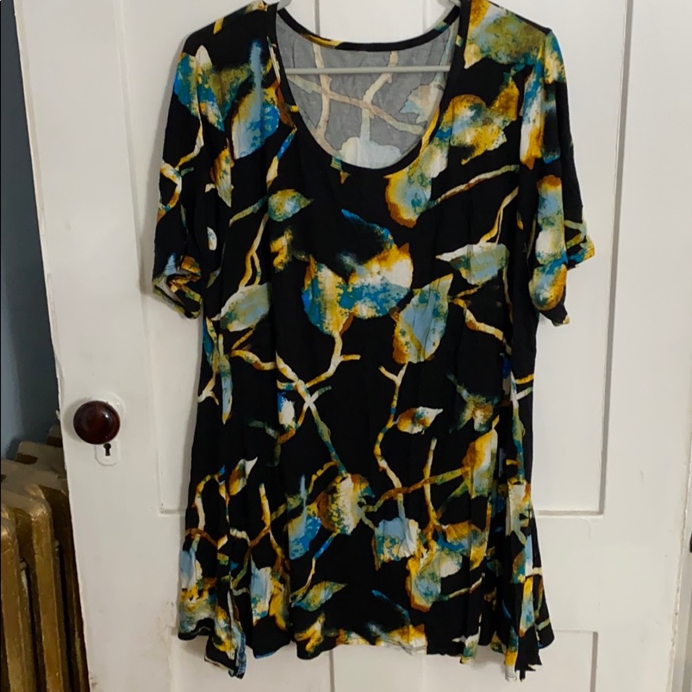 Lularoe perfect tee